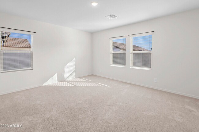 Building Photo - 5733 W Coplen Farms Rd