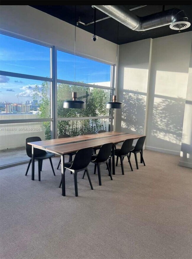 Building Photo - 36 NW 6th Ave