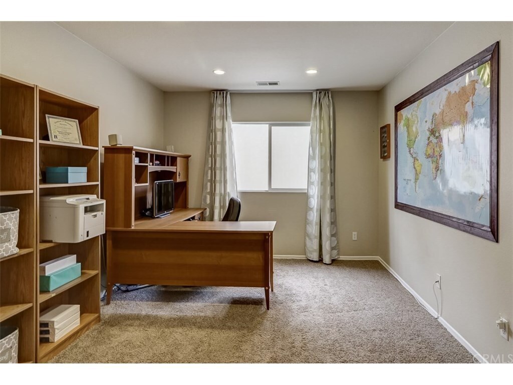 Building Photo - 26426 Mare Ln