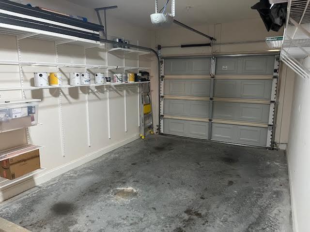 Building Photo - 123 Foxden Dr