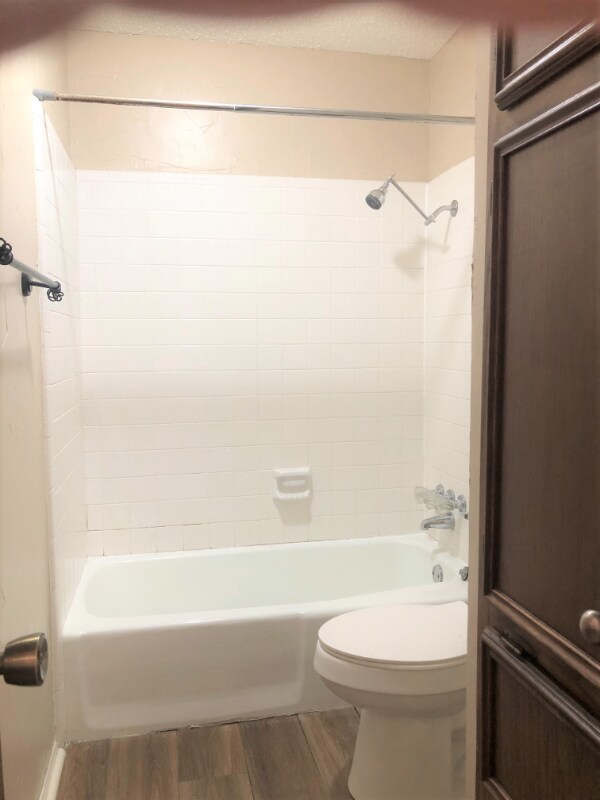 Building Photo - 302 Pecan Dr