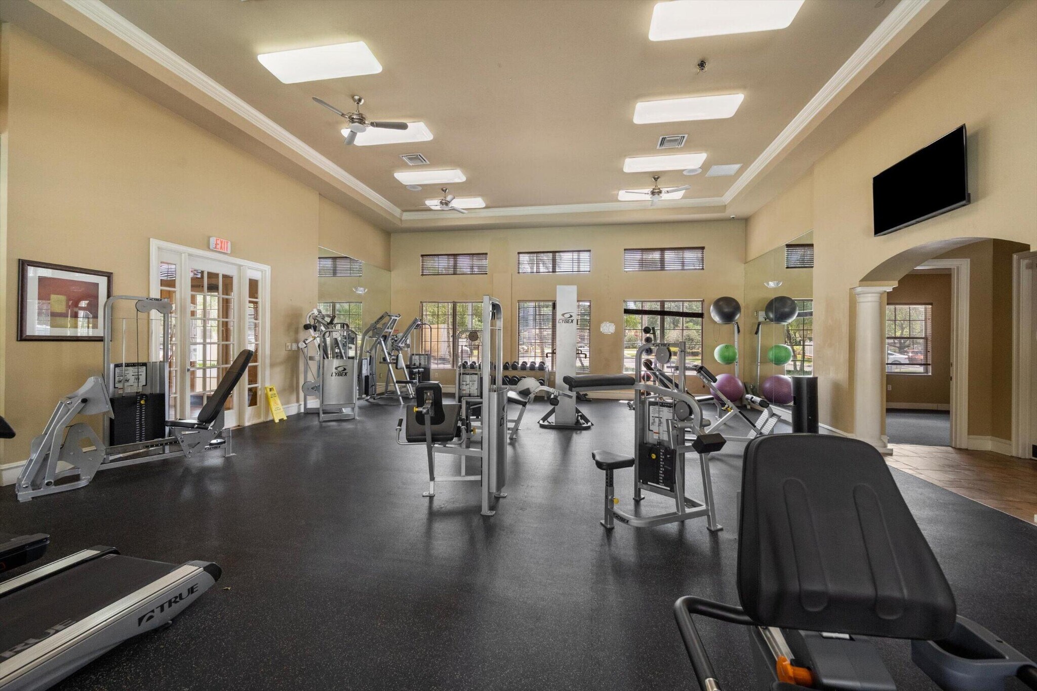 Building Photo - 6475 Emerald Dunes Dr