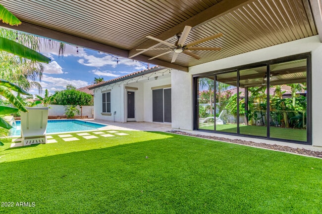Building Photo - 3469 S Eucalyptus Pl