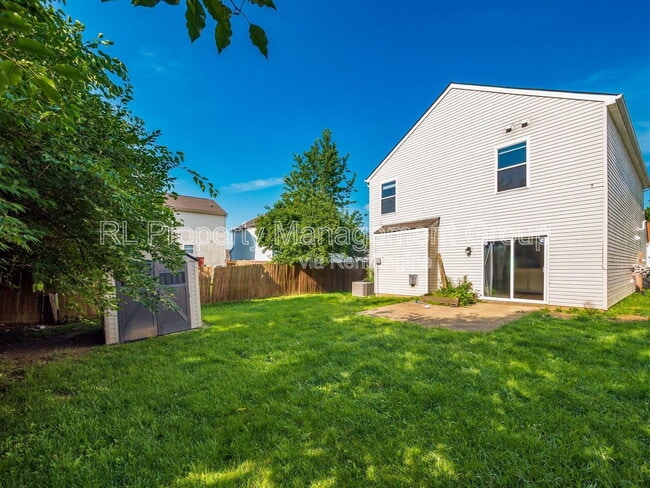 Building Photo - 3152 Thorndyke St