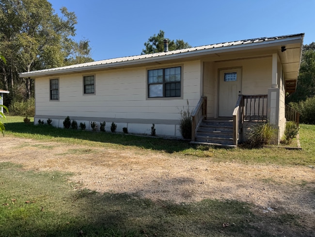 Primary Photo - 128 Faires Ln