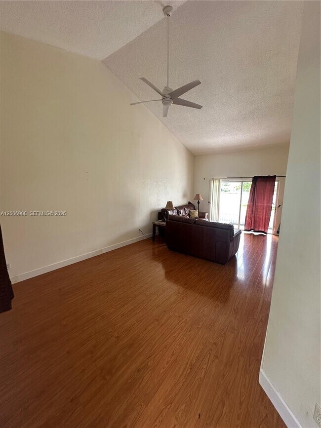 Building Photo - 3461 NW 44th St