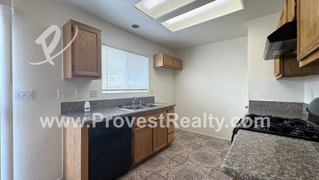 Building Photo - 15355 Lassen Dr