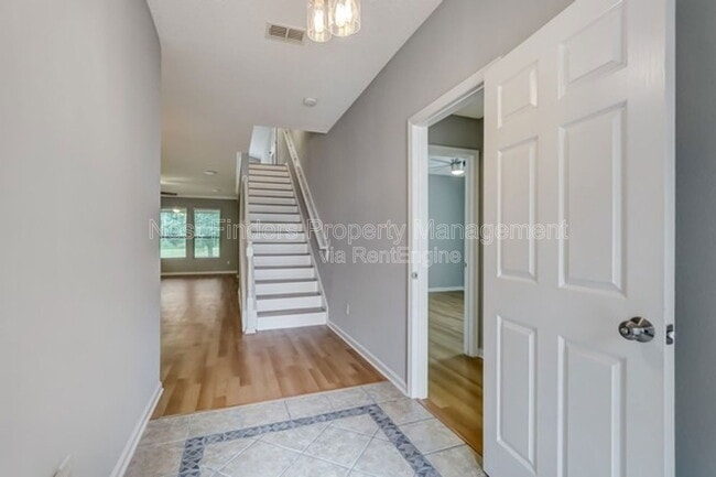 Building Photo - 412 Chattan Way