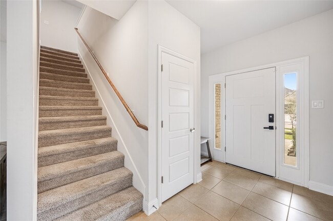 Building Photo - 32906 Ruthie Dean Dr