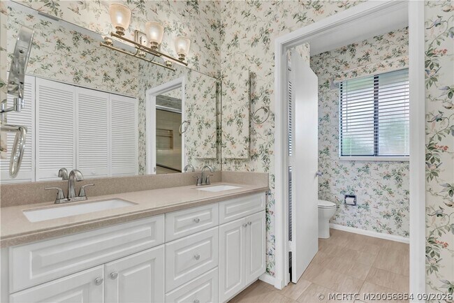 Building Photo - 2560 NW Seagrass Dr