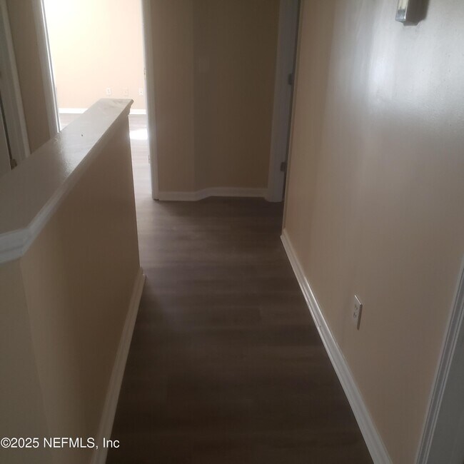 Building Photo - 8602 Longford Dr