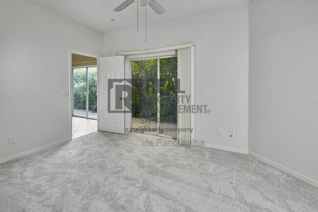 Building Photo - 10735 Maui Cir