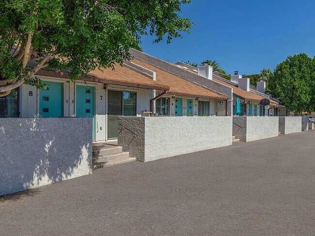 Interior Photo - Medlock