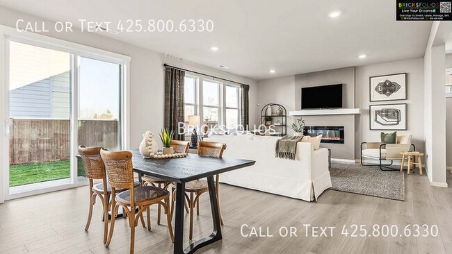 Building Photo - Ideally located near I-5, JBLM, shopping centers, top-rated schools, and outdoor recreation.