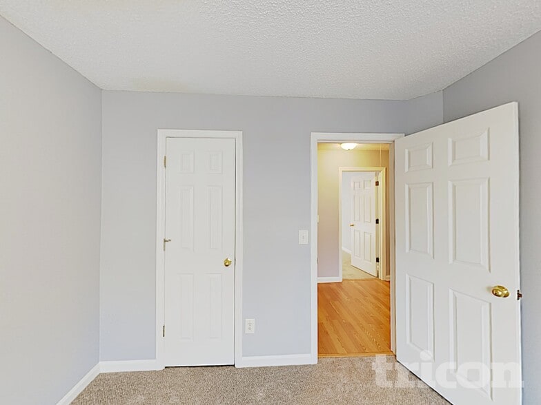 Building Photo - 222 Amelia Creek Way SE