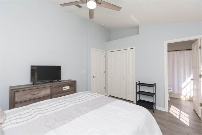 Building Photo - 10020 Tate Ln