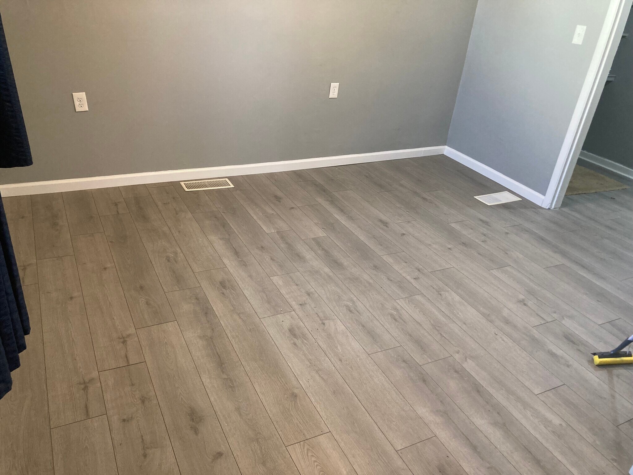 Building Photo - 8 N Indiana Ave