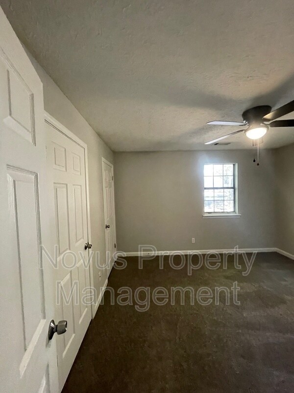 Building Photo - 763 South St