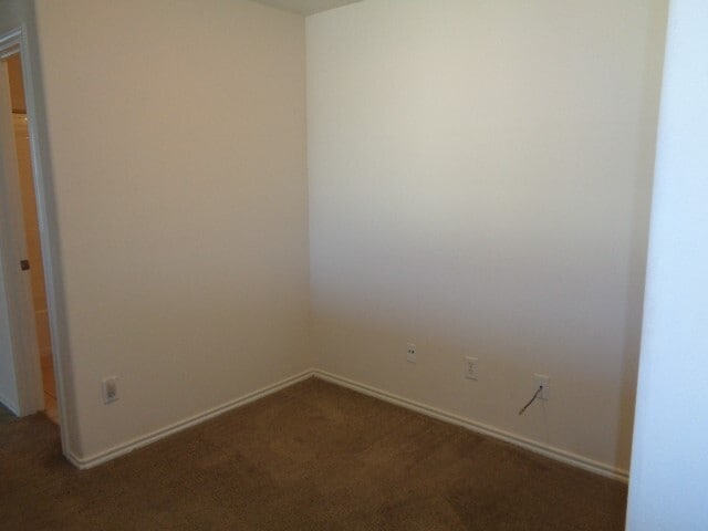 Building Photo - 17147 Oakwood Chase Dr