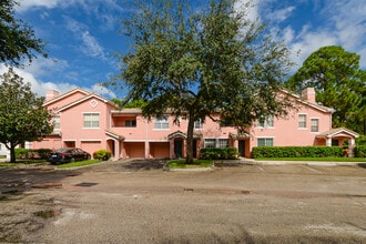 Building Photo - 106 SW Peacock Blvd