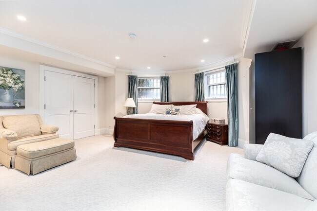 Building Photo - 51 Commonwealth Ave