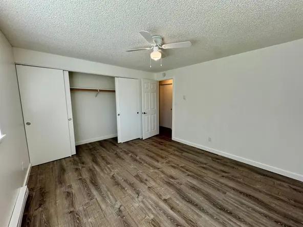 Building Photo - 1208 34 St