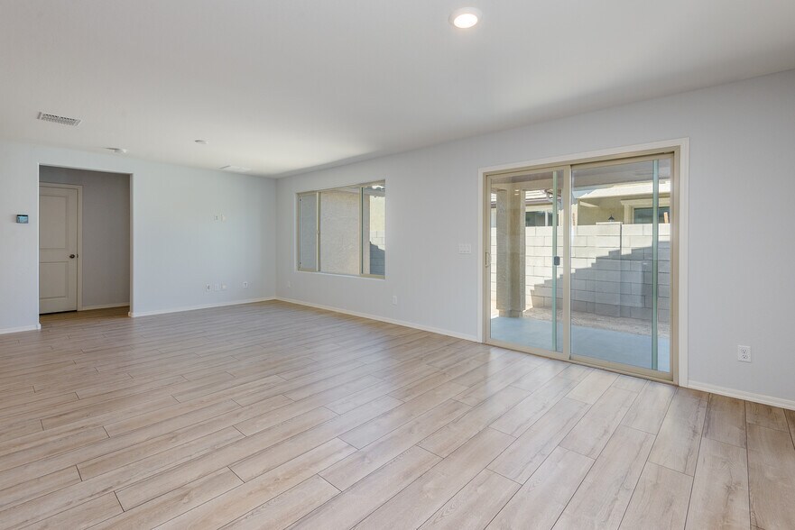 Family room - 16238 W La Ventilla Way