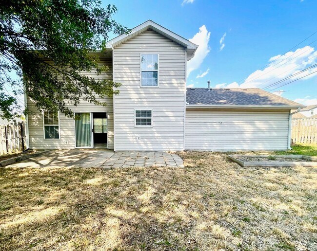 Building Photo - Spacious 3 Bedroom Home in South Columbia