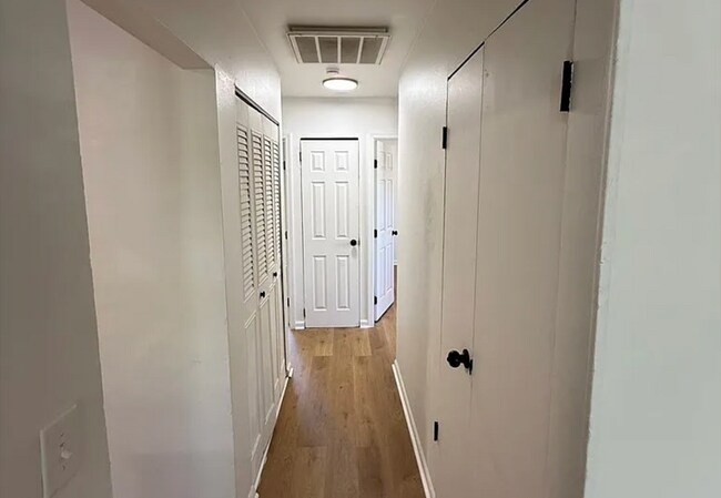 Building Photo - 3540 Teaberry Dr