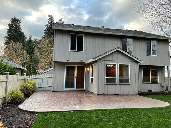 Building Photo - Adorable 4 Bedroom 2.5 Bath Home in Fisher...