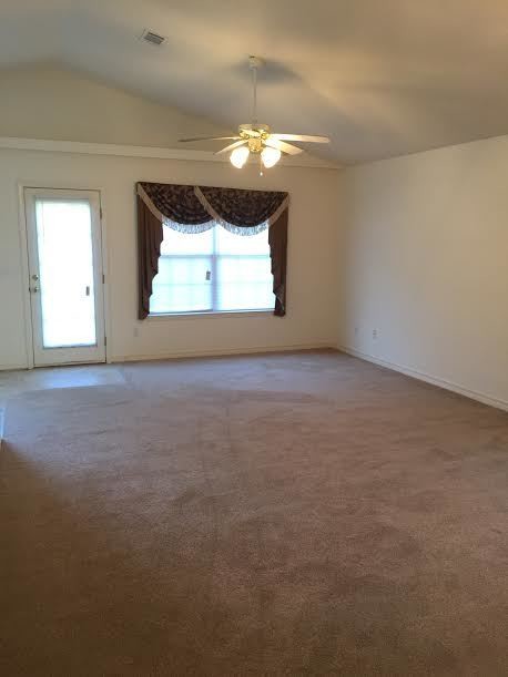 Building Photo - Beautiful 3-Bedroom near Corry Station