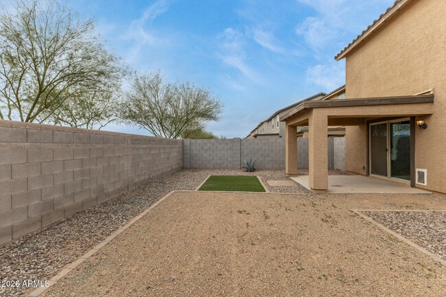 Building Photo - 40489 W Helen Ct