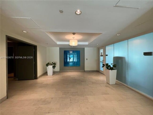 Building Photo - 951 Brickell Ave