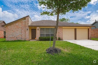 Building Photo - 8311 Bird Run Dr
