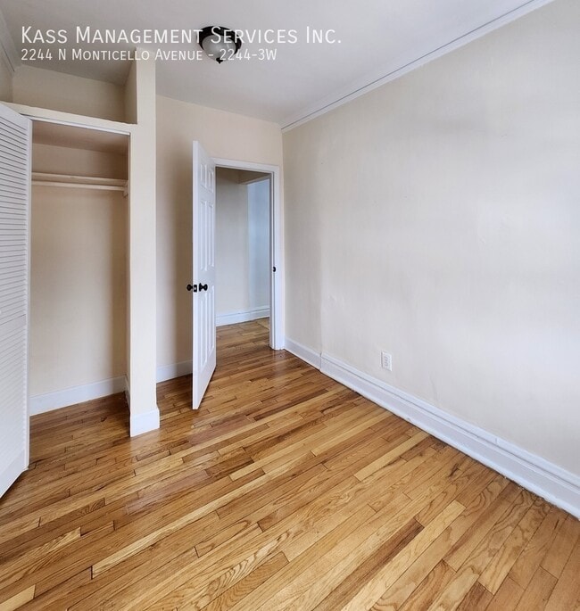 Building Photo - 2244 N Monticello Ave