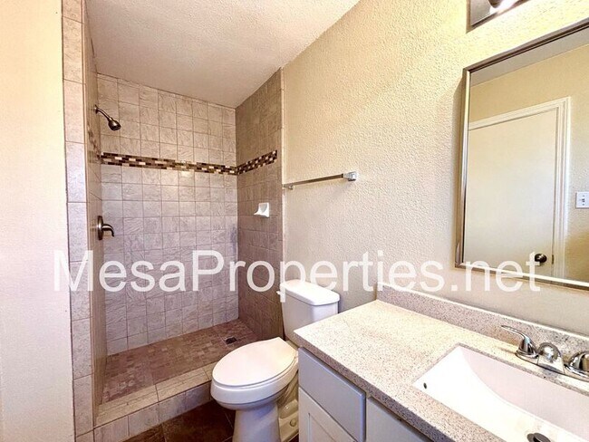 Building Photo - 15090 Acoma Rd