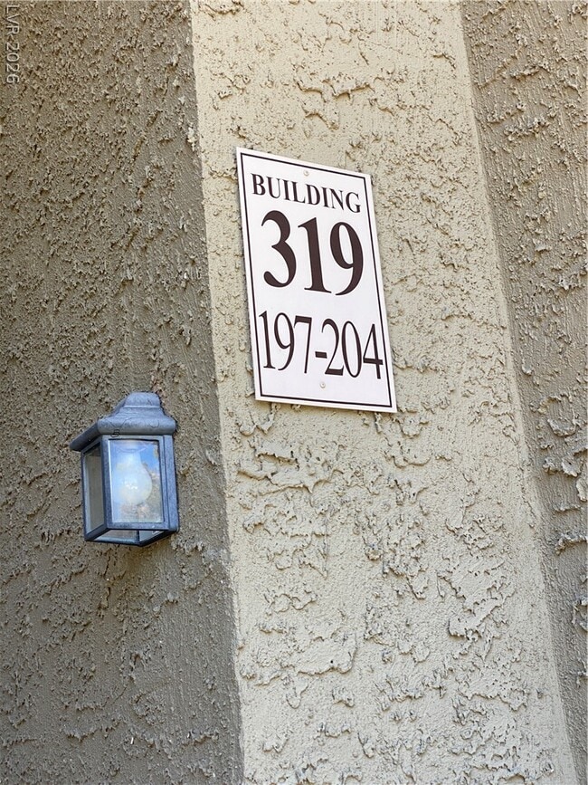 Building Photo - 5163 Indian River Dr