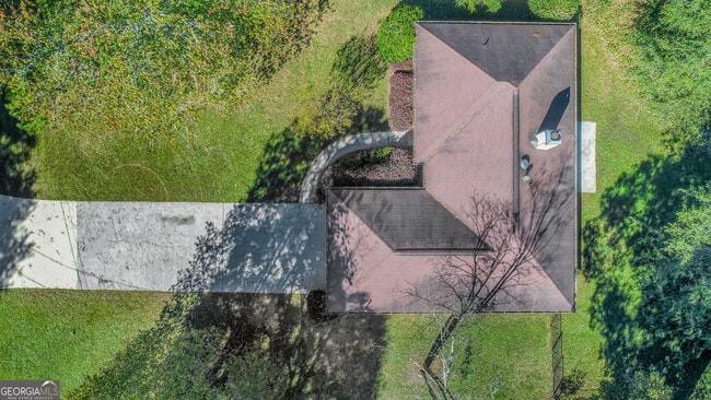 Building Photo - 213 Robin Ln