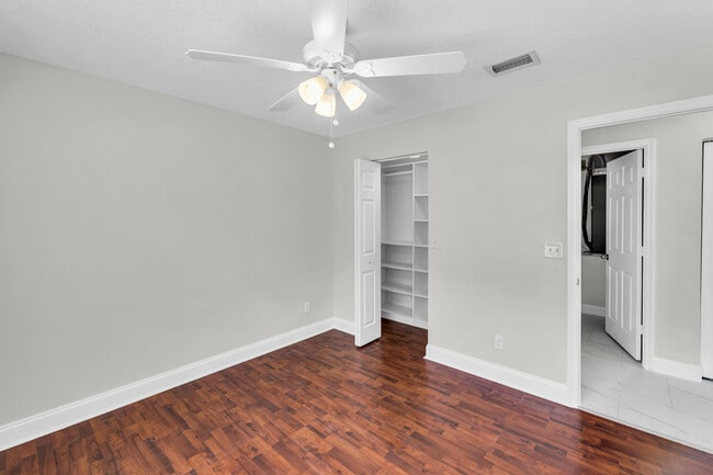 Building Photo - 491 SW 182nd Way