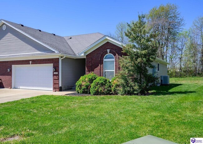 Building Photo - 194 Applewood Ln