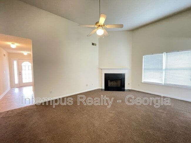 Building Photo - 4389 Persian Ct SW