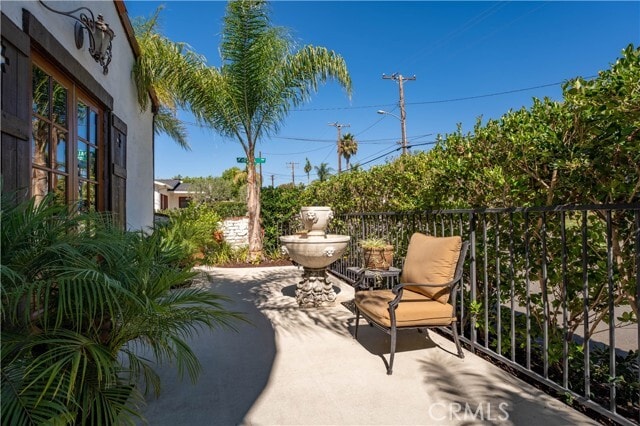 Building Photo - 1481 Santa Cruz St