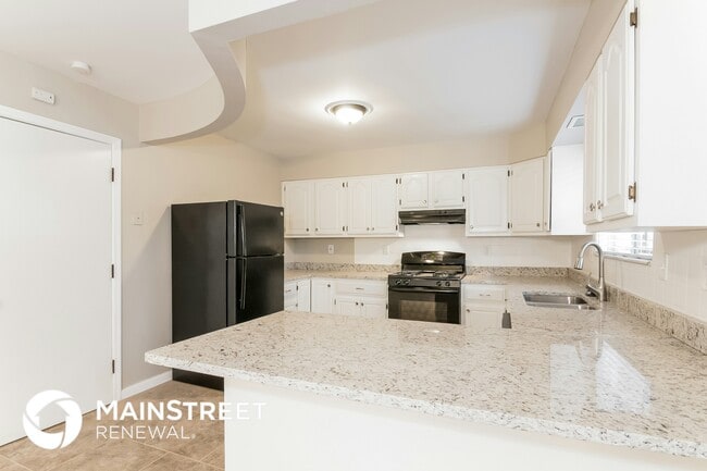 Building Photo - 2756 Tiara Dr