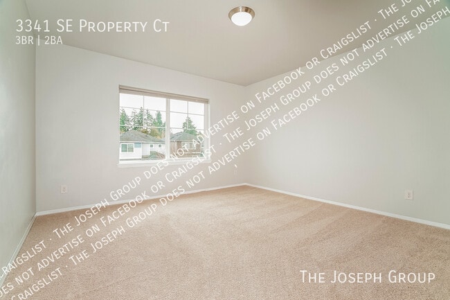 Building Photo - 3341 SE Property Ct