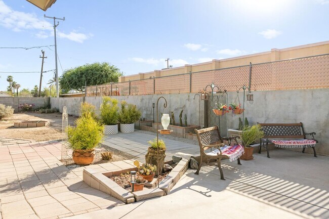 Building Photo - New Home in With Historic Charm in Coveted Garfield District