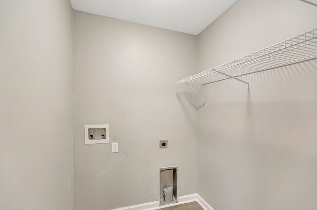 Building Photo - Spacious Cane Bay Home with Pond Views!