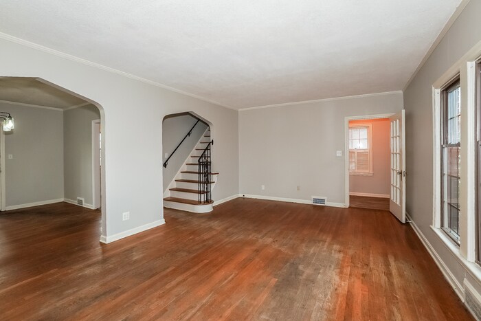 Building Photo - 3719 Rolliston Rd