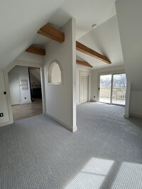 Building Photo - 332 Broadway