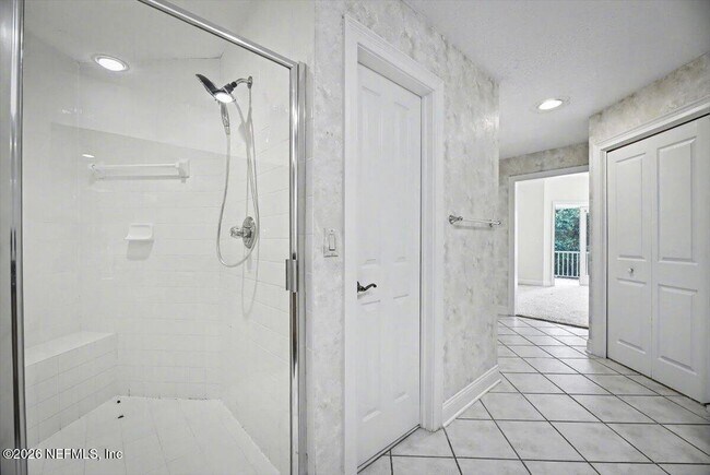 Building Photo - 100 Bermuda Bay Cir