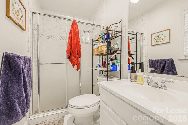 Building Photo - 2120 Rocky Knoll Dr